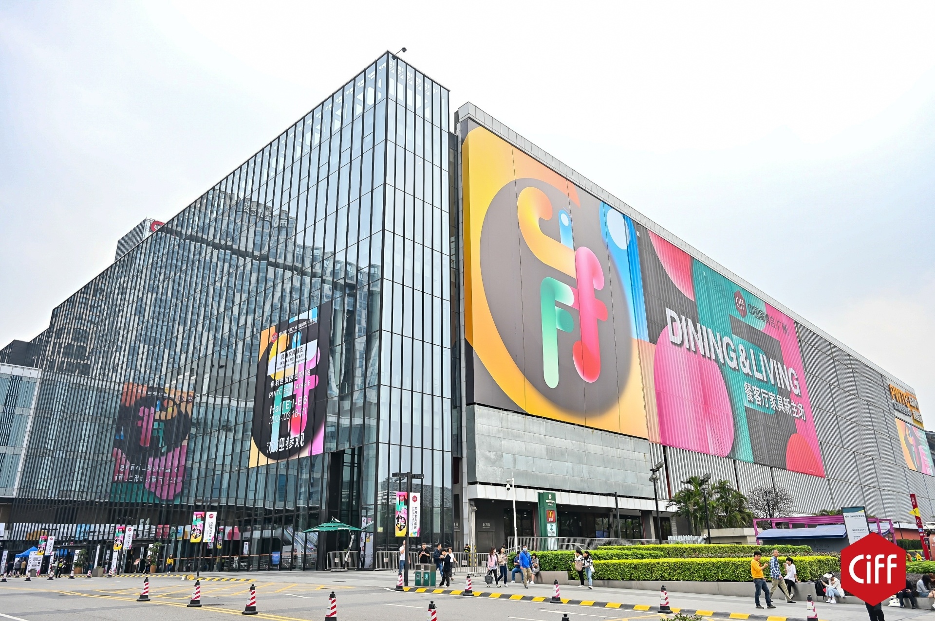 重庆澜林亮相第53届中国（广州）国际家具博览会